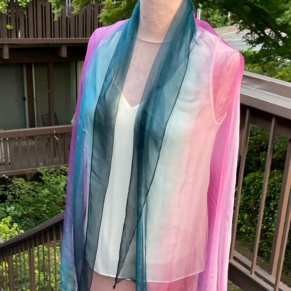 Tony& Candice NWT 100 % silk colorful gradient sheer large scarf shawl 44” x 66” - Picture 5 of 15